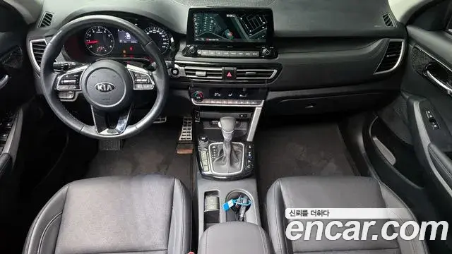 Kia Seltos 2021 — Şəkil 19/20