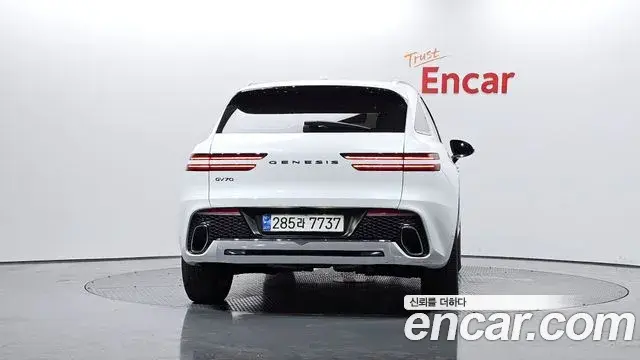 Genesis GV70 2023 — Şəkil 16/20