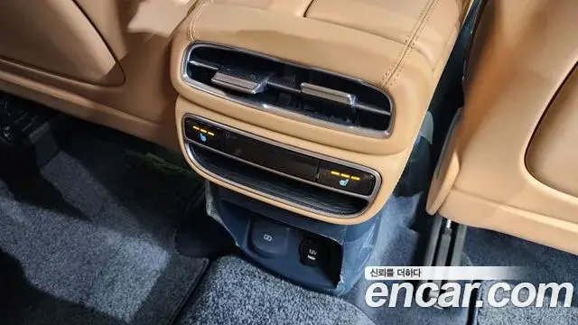 Genesis GV80 2022 — ფოტო 7/20