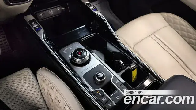 Kia Sorento 2021 — Photo 15/20
