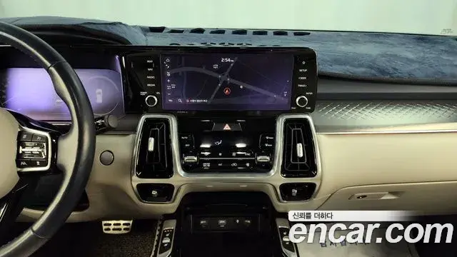 Kia Sorento 2021 — Photo 16/20