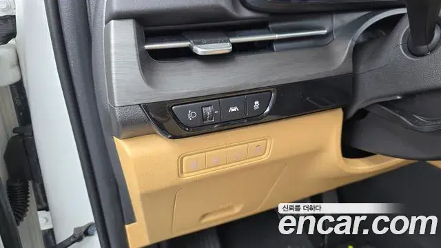 Kia Carnival 2022 — Photo 7/20