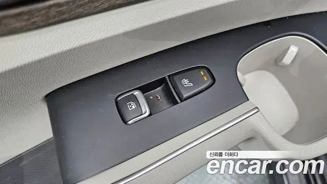 Kia Sorento 2022 — Фото 18/20