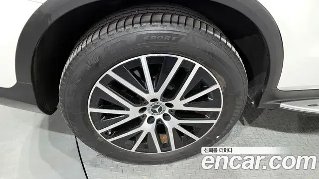 Mercedes-Benz GLC-Class 2022 — Şəkil 16/20