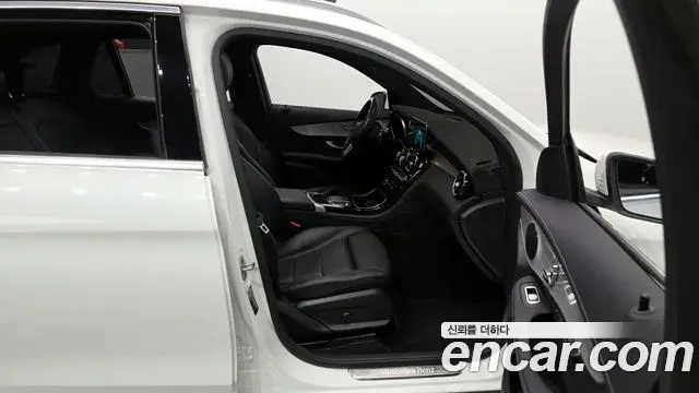 Mercedes-Benz GLC-Class 2022 — Şəkil 20/20