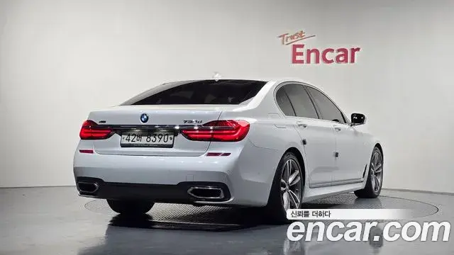 BMW 7 Series 2019 — ფოტო 2/20
