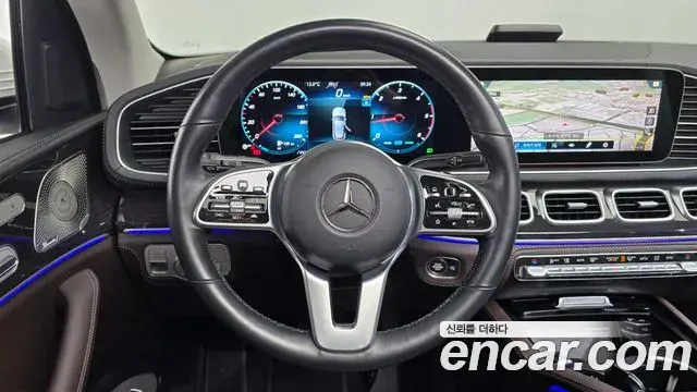 Mercedes-Benz GLE-Class 2022 — Photo 3/20