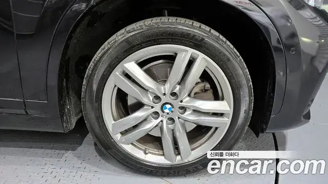 BMW X1 2021 — Şəkil 5/20
