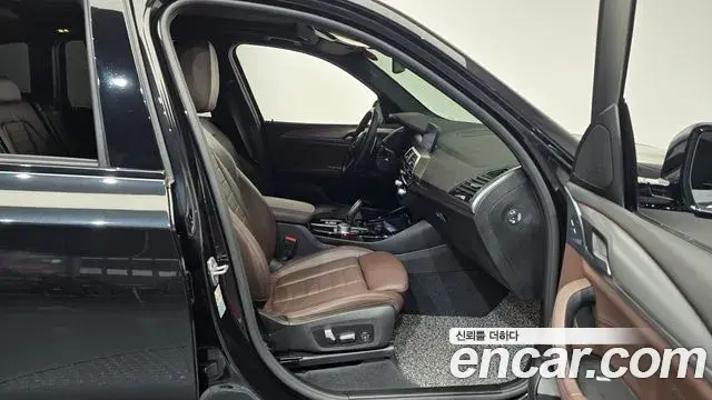 BMW X3 2021 — Photo 17/20