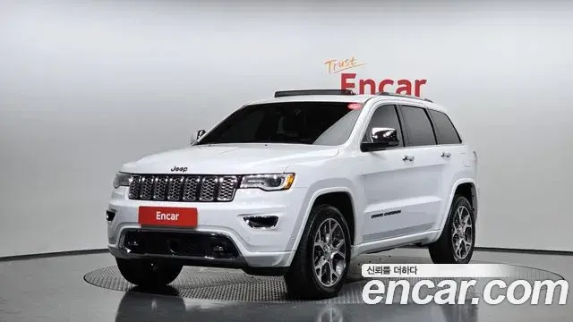 Jeep Grand Cherokee 2019 — Şəkil 7/20