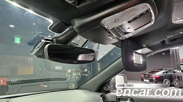 Jeep Grand Cherokee 2019 — Şəkil 16/20