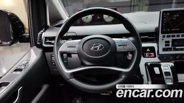 Hyundai Staria 2021 — Фото 13/20
