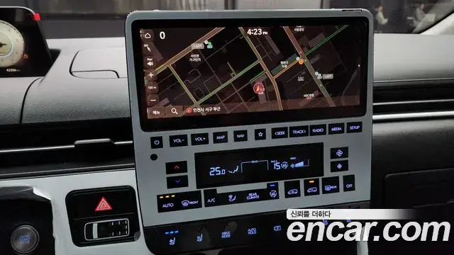 Hyundai Staria 2021 — Фото 14/20