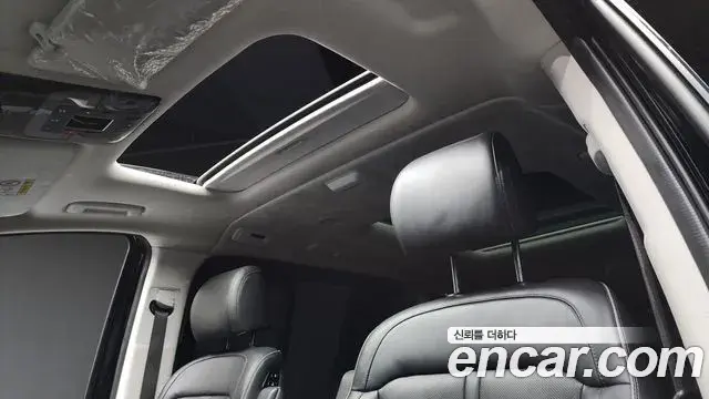 Hyundai Staria 2021 — Фото 17/20