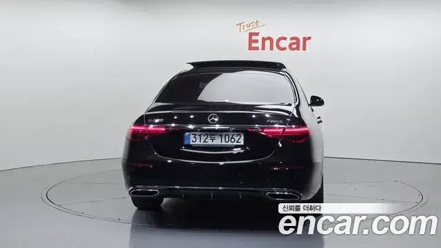 Mercedes-Benz S-Class 2022 — ფოტო 6/20