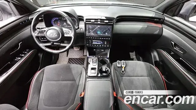 Hyundai Tucson Hybrid 2022 — ფოტო 19/20