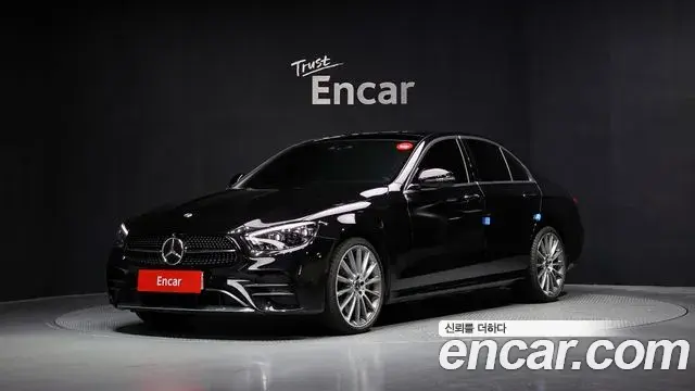 Mercedes-Benz E-Class 2021 — Фото 1/20