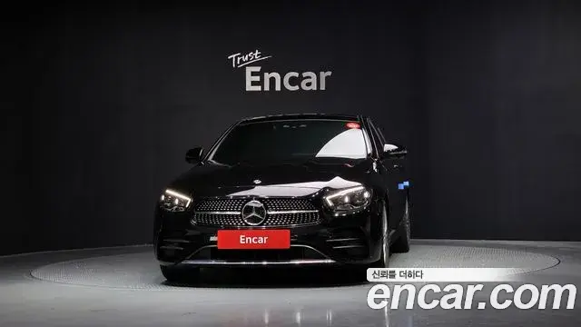 Mercedes-Benz E-Class 2021 — Фото 3/20