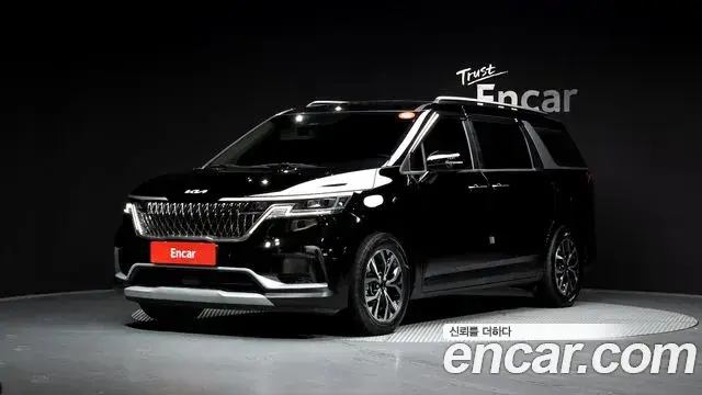 Kia Carnival 2021 — Фото 1/20