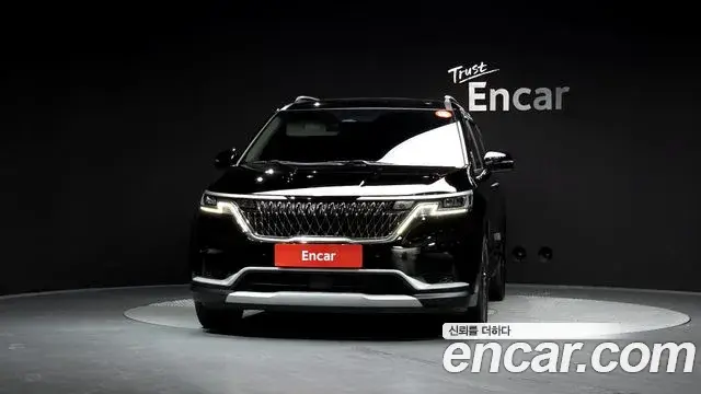 Kia Carnival 2021 — Фото 3/20