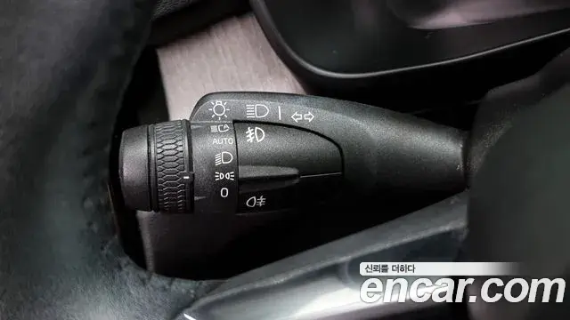Volvo XC40 2021 — Şəkil 12/20