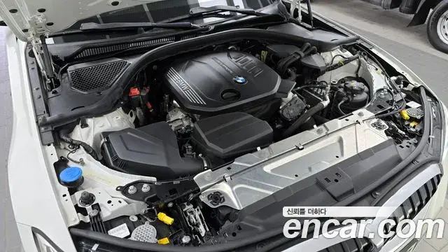 BMW 3 Series 2022 — Photo 11/20