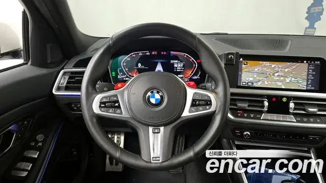 BMW 3 Series 2022 — Photo 15/20