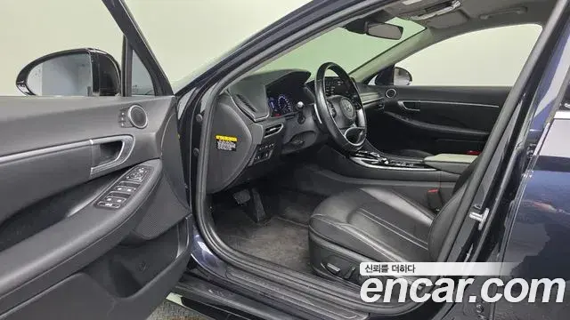 Hyundai Sonata Hybrid 2020 — Şəkil 12/20