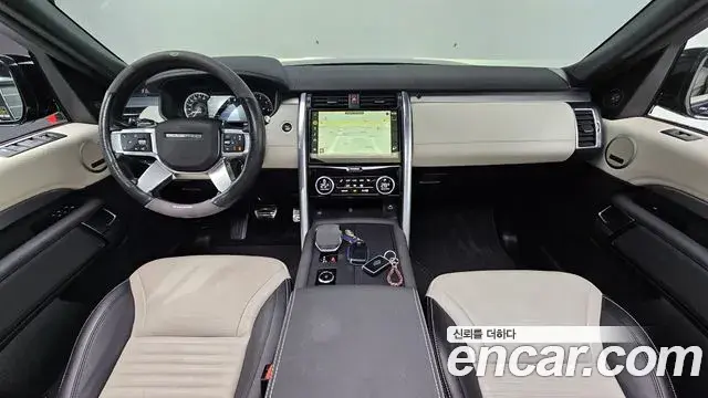 Land Rover Discovery 5 2022 — Фото 10/20