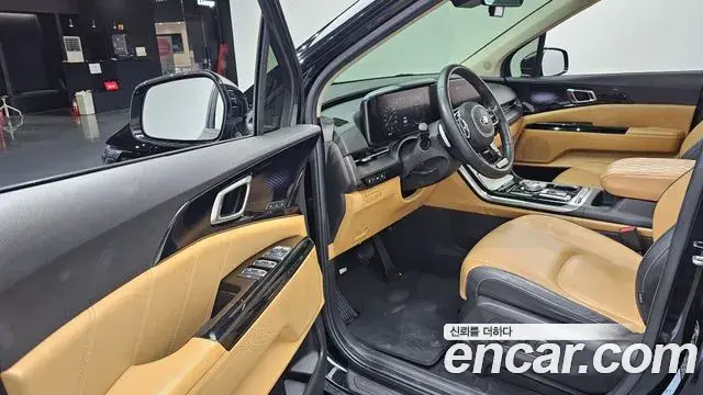 Kia Carnival 2021 — Şəkil 12/20