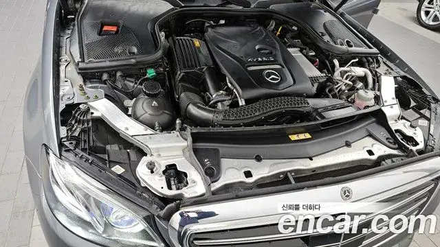 Mercedes-Benz E-Class 2020 — Şəkil 15/20