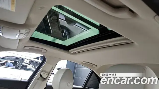 Mercedes-Benz E-Class 2020 — Şəkil 12/20