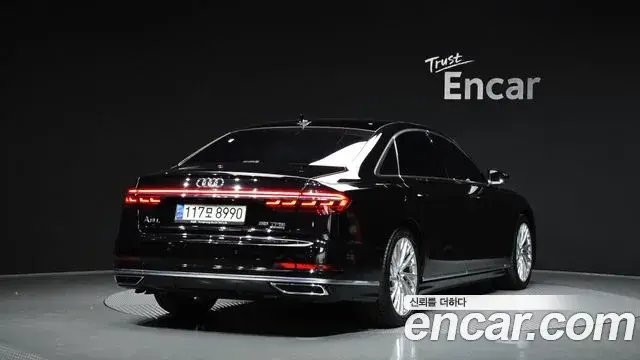 Audi A8 2020 — ფოტო 7/20