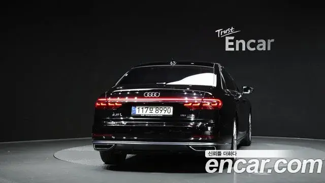 Audi A8 2020 — ფოტო 10/20