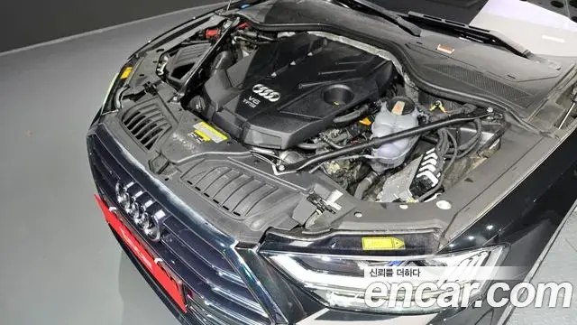 Audi A8 2020 — ფოტო 9/20