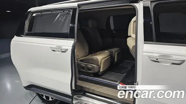 Kia Carnival 2020 — Şəkil 12/20