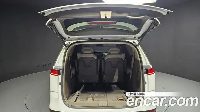Kia Carnival 2020 — Şəkil 20/20