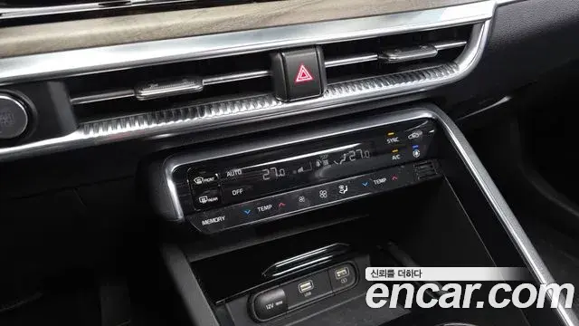 Kia K5 2020 — ფოტო 2/20