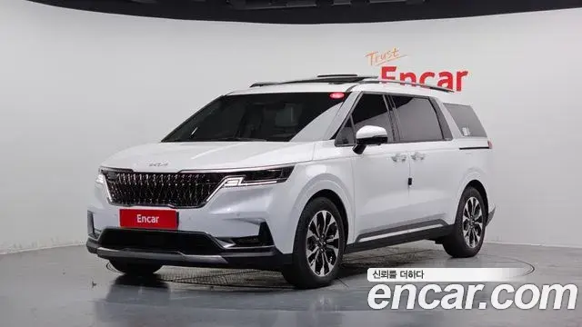 Kia Carnival 2022 — Photo 8/20