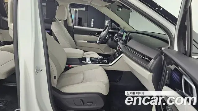 Kia Carnival 2022 — Photo 3/20