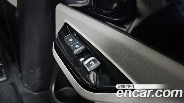 Kia Carnival 2022 — Photo 10/20