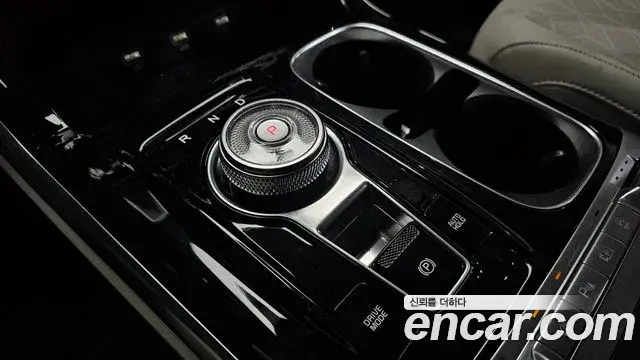 Kia Carnival 2021 — Şəkil 8/20