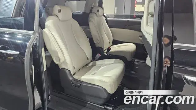 Kia Carnival 2021 — Şəkil 1/20