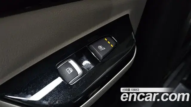 Kia Carnival 2021 — Şəkil 2/20