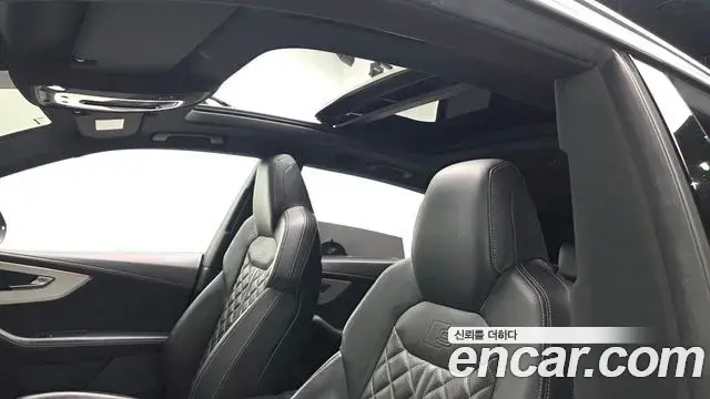 Audi Q8 2021 — ფოტო 9/20