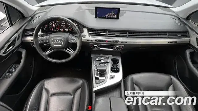 Audi Q7 2019 — Фото 7/20