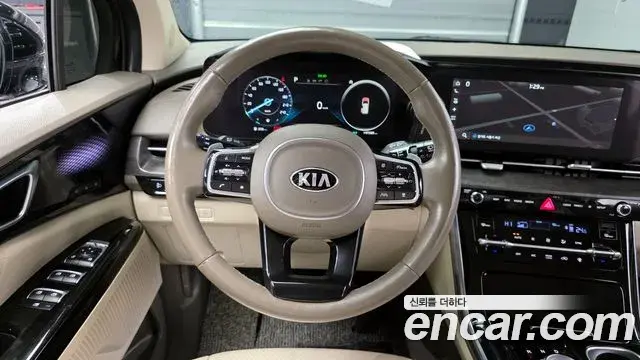 Kia Carnival 2020 — Фото 13/20
