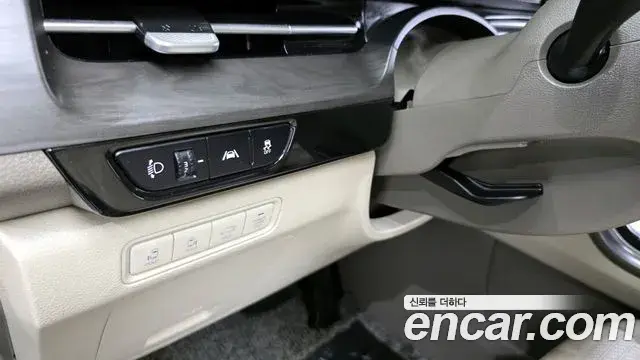 Kia Carnival 2020 — Фото 14/20