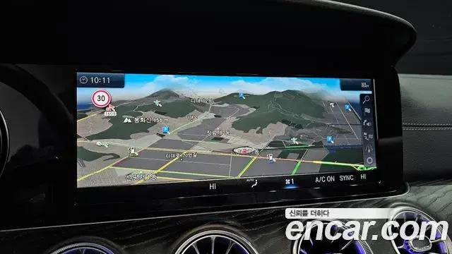 Mercedes-Benz E-Class 2019 — Şəkil 17/20