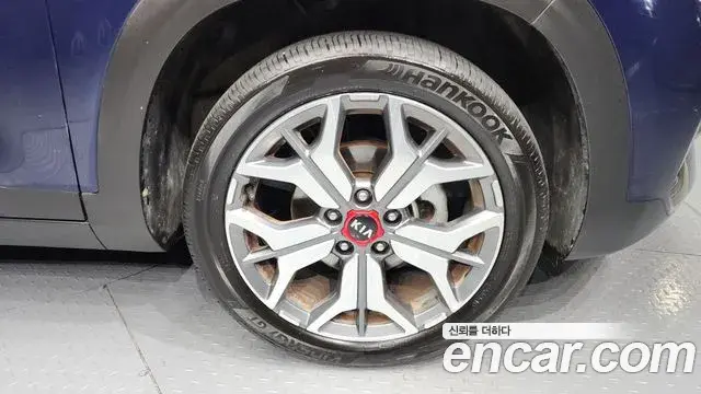 Kia Seltos 2019 — Şəkil 16/20